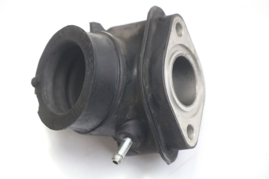 photo de TOBERAS PEUGEOT VIVACITY 125 (2010 - 2017) - Primer plano técnico