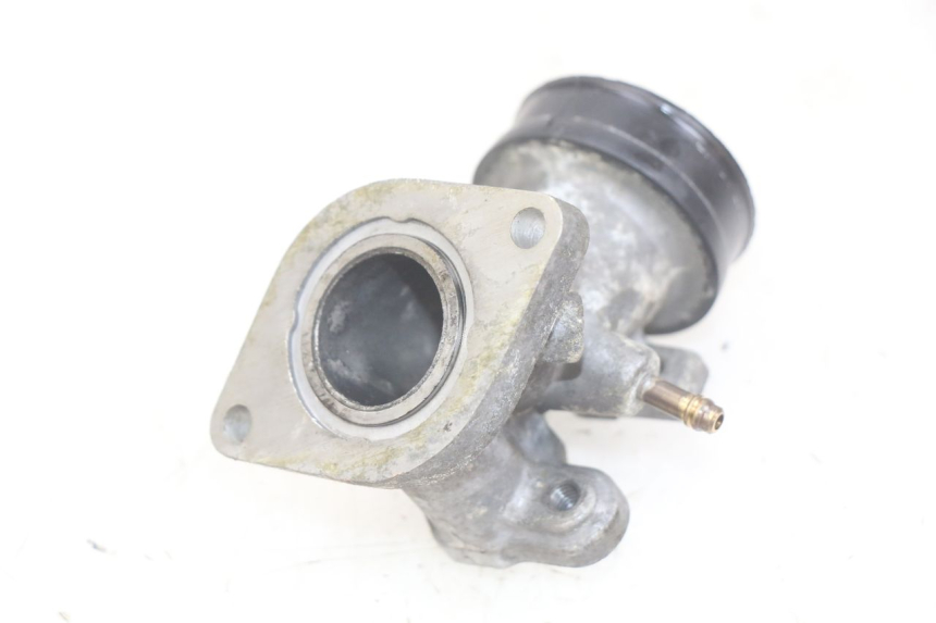 photo de TOMA DE ADMISIóN YAMAHA XMAX X-MAX 125 (2006 - 2009) - Zoom estado de uso