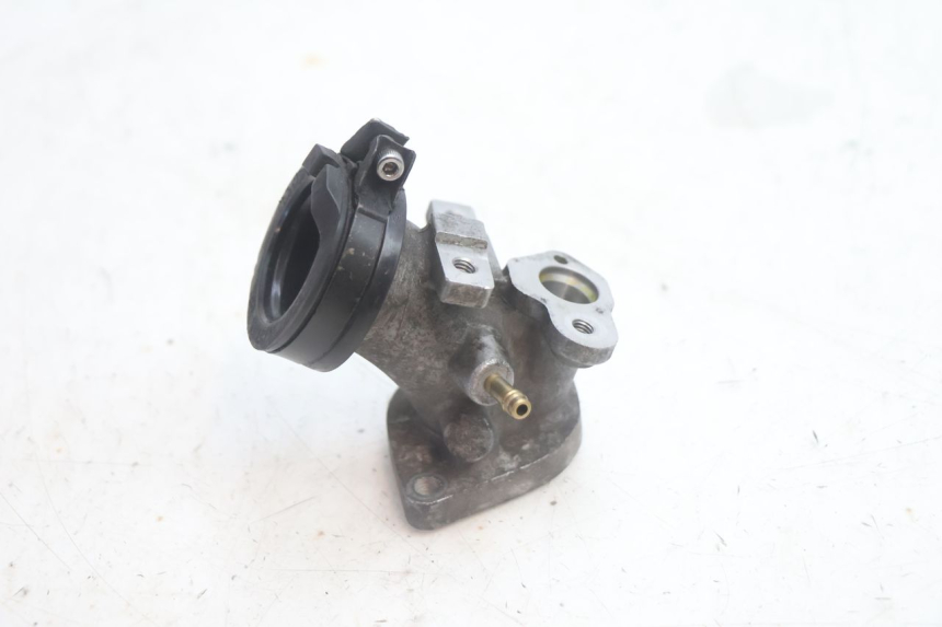 photo de TOMA DE ADMISIóN YAMAHA XMAX X-MAX 125 (2006 - 2009) - Detalle de la pieza