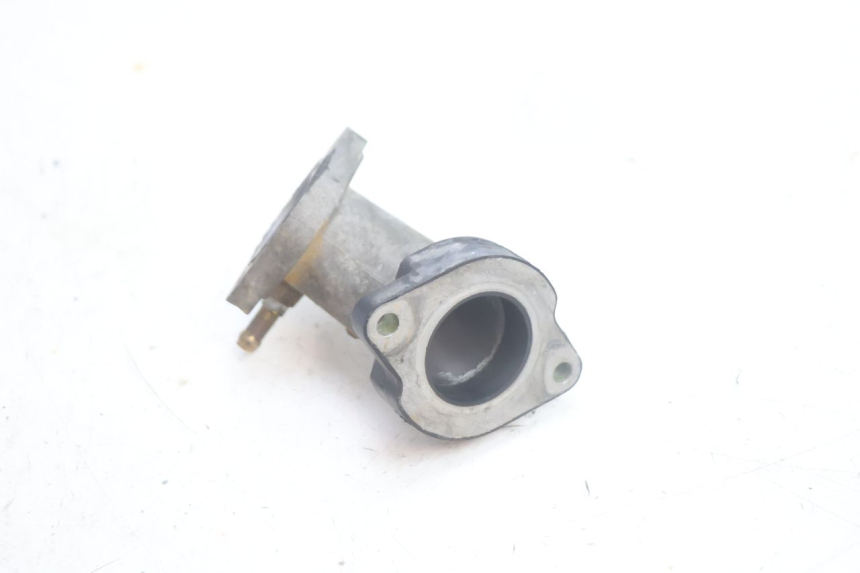 photo de TUBO DE ADMISIÓN YAMAHA YP MAJESTY 125 (2002 - 2006) - Otra perspectiva