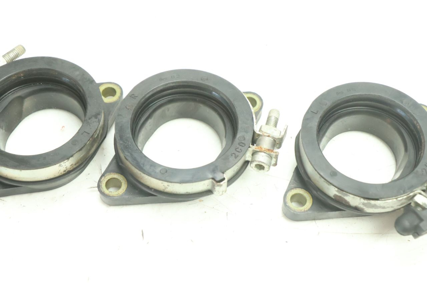 photo de TOBERAS YAMAHA YZF R6 600 (2008 - 2009) - Otra perspectiva