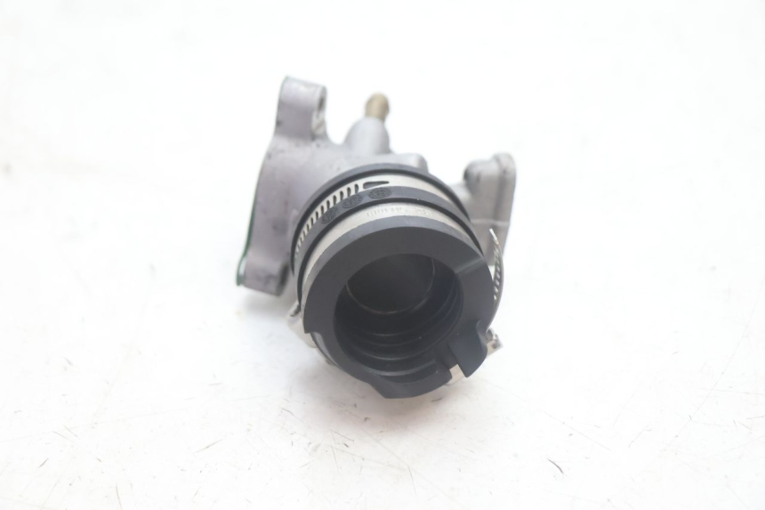 photo de TOBERAS PIAGGIO ZIP IGET 4T 50 (2021 - 2023) - Vista general del producto
