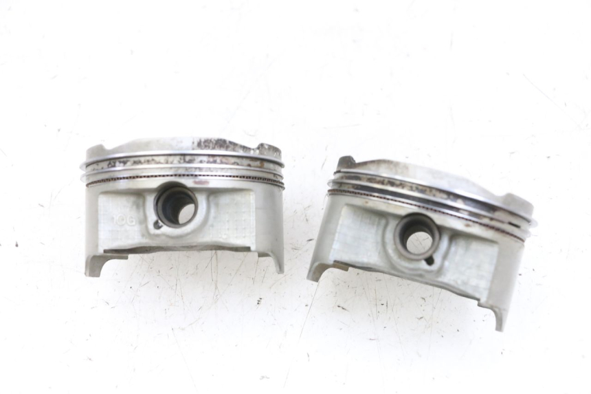 photo de PISTON SUZUKI BURGMAN EXECUTIVE ABS 650 (2006 - 2012) - Estado de la superficie y material