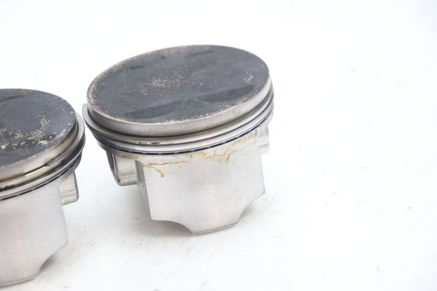 photo de PISTON SUZUKI GSF N BANDIT 1200 (2001 - 2005) - Primer plano de alta resolución