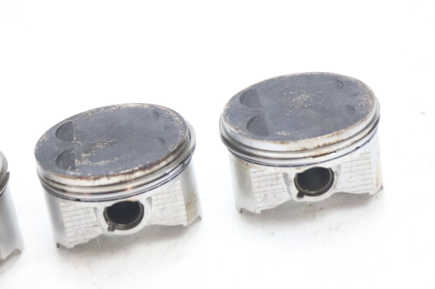 photo de PISTON SUZUKI GSF N BANDIT 1200 (2001 - 2005) - Otra perspectiva
