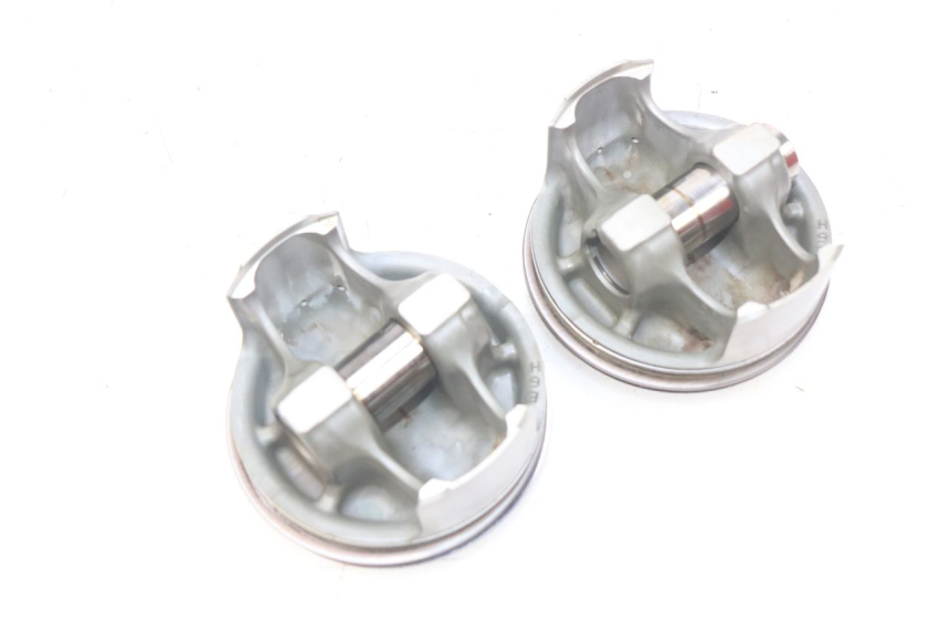 photo de PISTÓN YAMAHA MT-07 MT07 ABS 700 (2014 - 2017) - Zoom estado de uso