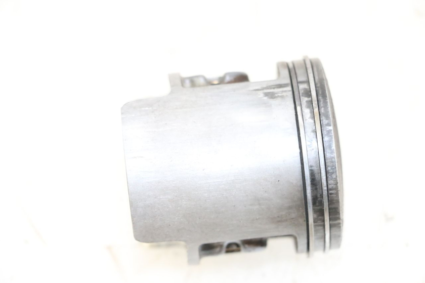 photo de PISTON MBK OVETTO ONE 2T 50 (2013 - 2017) - Primer plano técnico