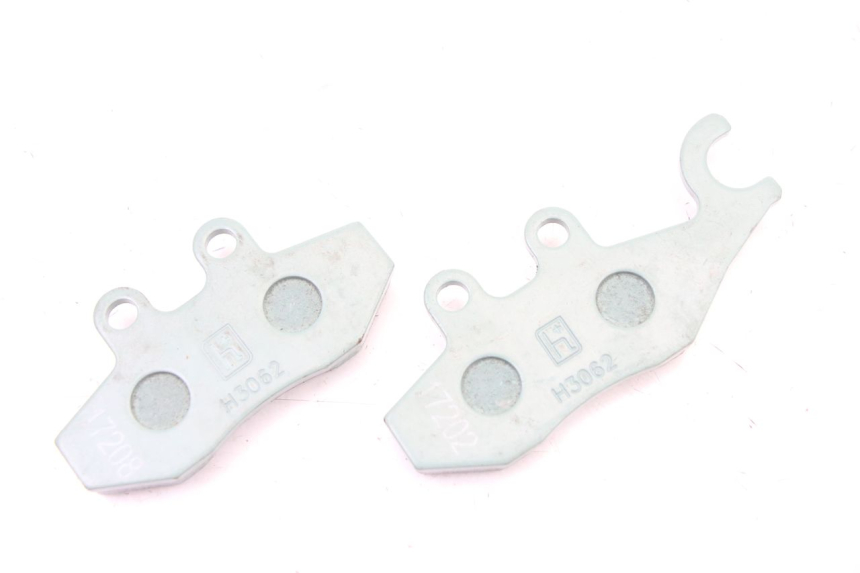 photo de PASTILLAS FRENO DELANTERAS  PIAGGIO NRG POWER PUREJET 50 (2018 - 2021) - Primer plano técnico