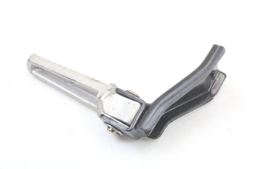 photo de Platina del reposapiés trasero derecho DAELIM A-FOUR 2T 50 (2005 - 2012) - Primer plano técnico