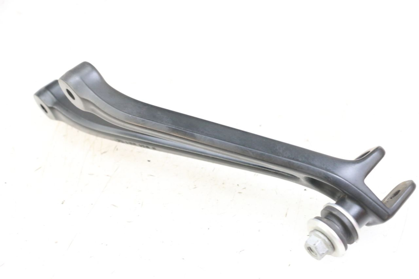 photo de SOPORTE ESTRIBERA TRASERA DERECHA BMW S RR ABS S1000RR 1000 (2015 - 2018) - Otra perspectiva