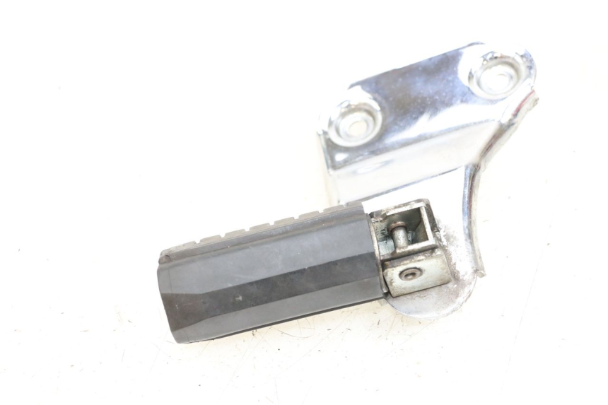 photo de SOPORTE ESTRIBERA TRASERA DERECHA APRILIA CLASSIC 125 (1995 - 2001) - Zoom estado de uso