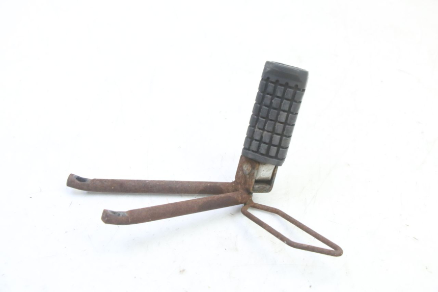 photo de SOPORTE ESTRIBERA TRASERA DERECHA APRILIA ETX 125 (1998 - 2002) - Zoom estado de uso