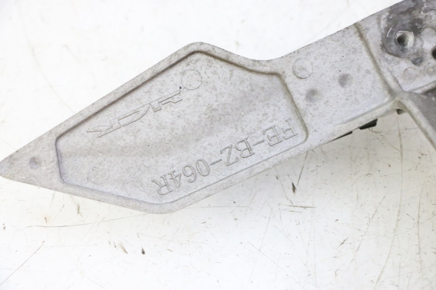 photo de SOPORTE ESTRIBERA TRASERA DERECHA STAHO FH 50 (2018 - 2019) - Zoom estado de uso