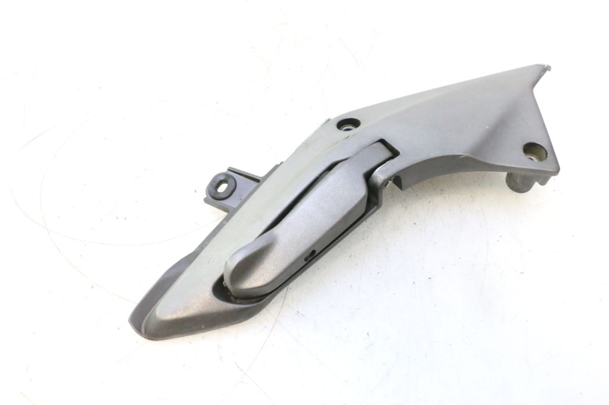 photo de SOPORTE ESTRIBERA TRASERA DERECHA HONDA FJS SILVER WING SILVERWING 400 (2005 - 2008) - Detalle de la pieza
