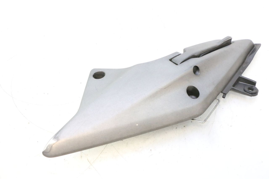 photo de SOPORTE ESTRIBERA TRASERA DERECHA HONDA FJS SILVER WING SILVERWING 400 (2005 - 2008) - Otra perspectiva