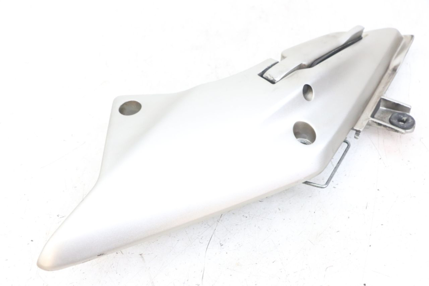 photo de SOPORTE ESTRIBERA TRASERA DERECHA HONDA FJS SILVERWING SILVER WING 600 (2001 - 2010) - Detalles de los puntos de fijación