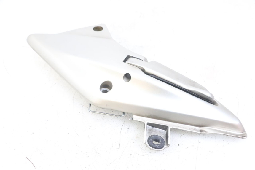 photo de SOPORTE ESTRIBERA TRASERA DERECHA HONDA FJS SILVERWING SILVER WING 600 (2001 - 2010) - Estado de la superficie y material