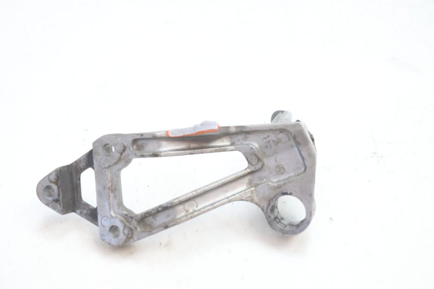 photo de SOPORTE ESTRIBERA TRASERA DERECHA KAWASAKI GPX F ZX750F 750 (1986 - 1990) - Vista general del producto
