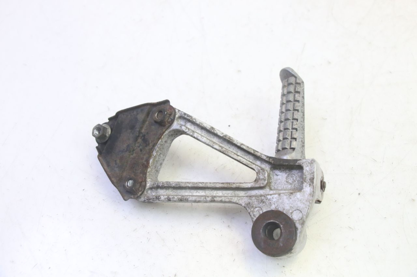 photo de PLATINA DE REPOSAPIÉS TRASERO DERECHO KAWASAKI GPX R WARBIRD 600 (1988 - 1993) - Vista general del producto