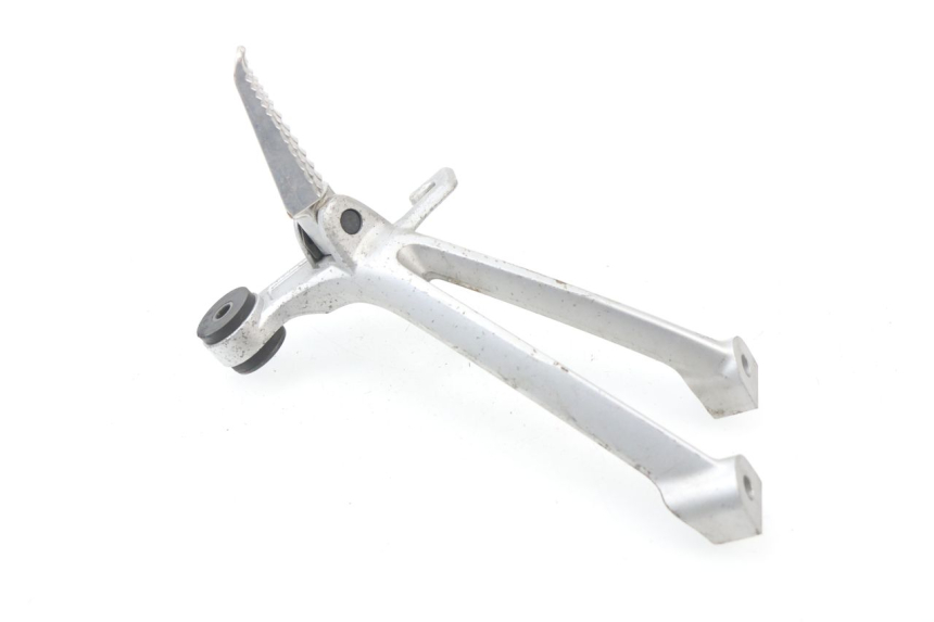 photo de SOPORTE ESTRIBERA TRASERA DERECHA SUZUKI GSX-R GSXR 600 (2008 - 2010) - Primer plano técnico