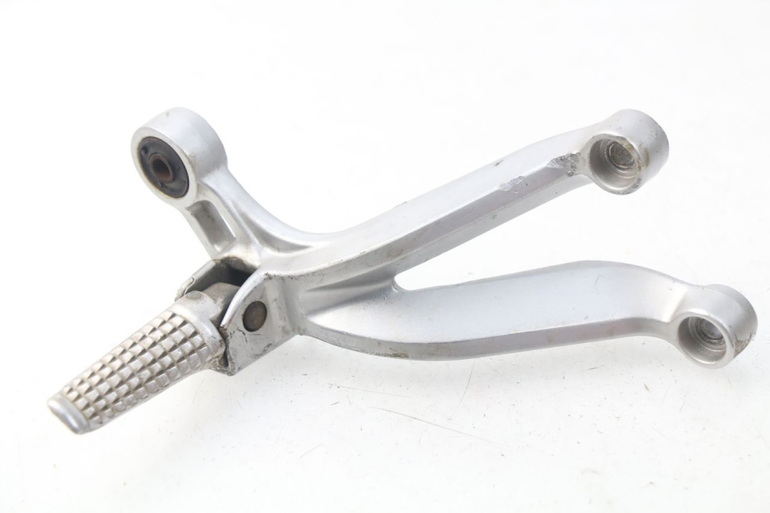 photo de SOPORTE ESTRIBERA TRASERA DERECHA SUZUKI GSX-R GSXR 600 (2001 - 2003) - Vista principal