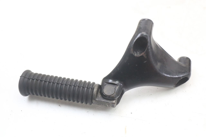 photo de SOPORTE ESTRIBERA TRASERA DERECHA HARLEY DAVIDSON SPORTSTER XL CUSTOM 883 (1999 - 2006) - Otra perspectiva