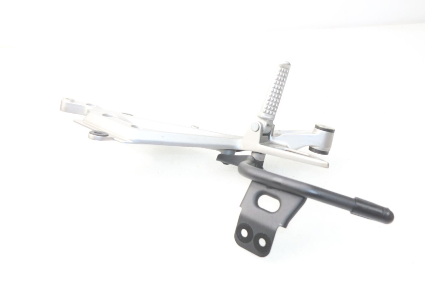 photo de SOPORTE ESTRIBERA TRASERA DERECHA HONDA INTEGRA NC D 750 (2016 - 2018) - Primer plano técnico