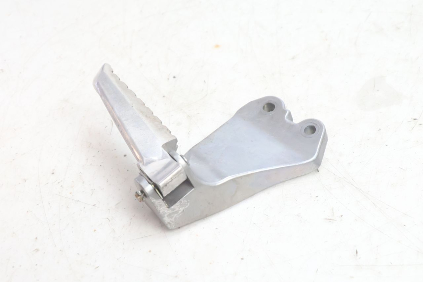 photo de SOPORTE ESTRIBERA TRASERA DERECHA YAMAHA N-MAX NMAX 125 (2021 - 2024) - Detalle de la pieza
