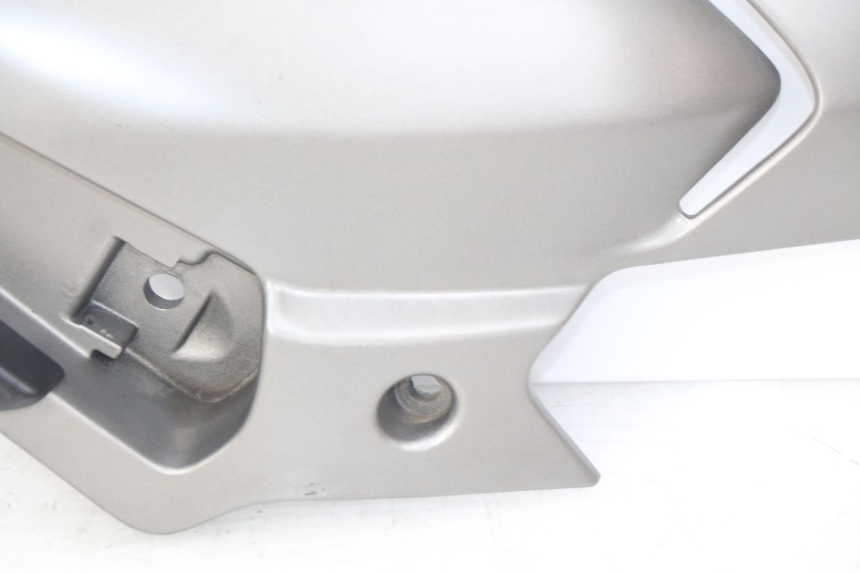 photo de PLATINA APOYA PIE TRASERO DERECHO GILERA NEXUS 125 (2009 - 2013) - Vista general del producto