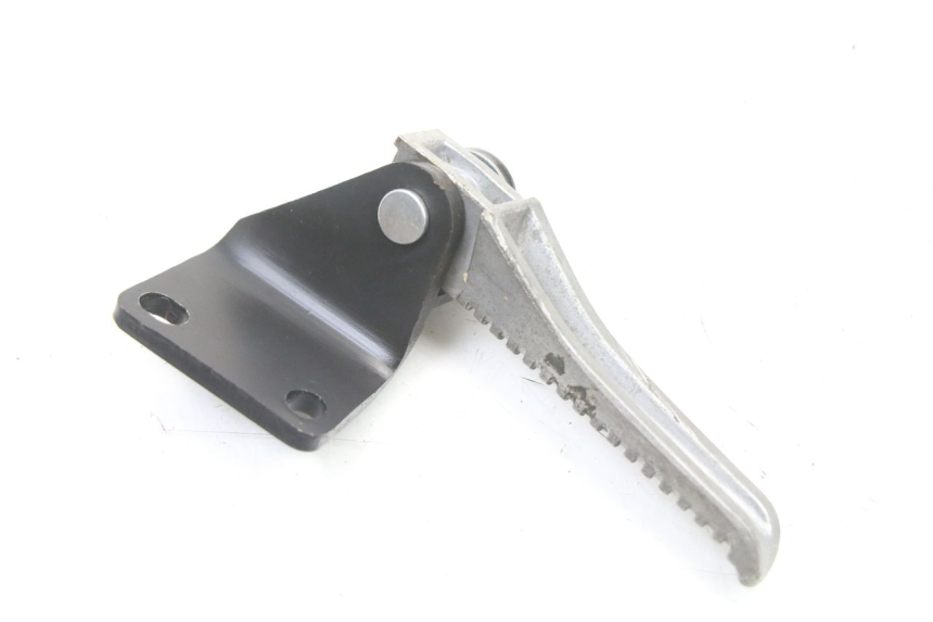 photo de SOPORTE ESTRIBERA TRASERA DERECHA PIAGGIO NRG POWER PUREJET 50 (2018 - 2021) - Otra perspectiva