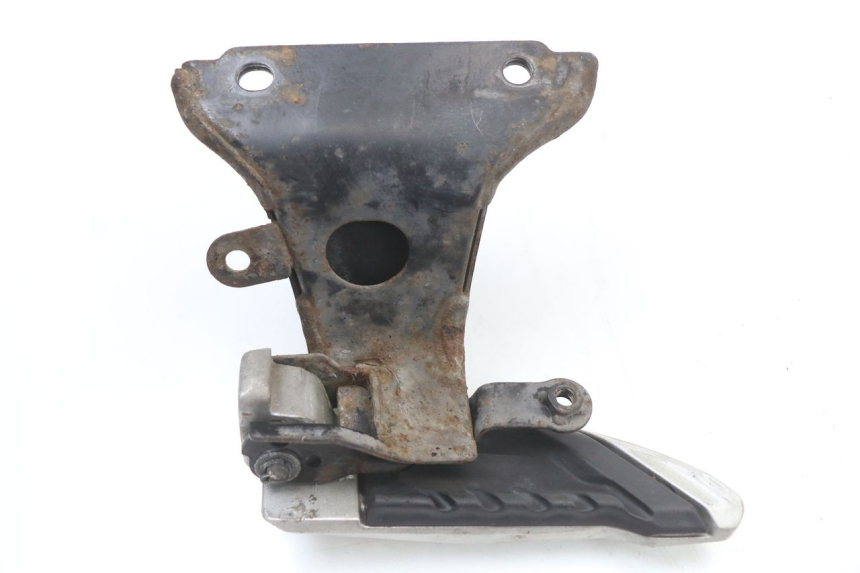 photo de SOPORTE ESTRIBERA TRASERA DERECHA HONDA SH ABS 125 (2012 - 2017) - Primer plano técnico