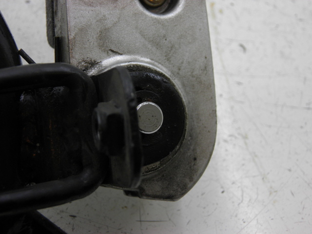 photo de SOPORTE ESTRIBERA TRASERA DERECHA SYM GTS 125 (2005 - 2008) - Vista general del producto