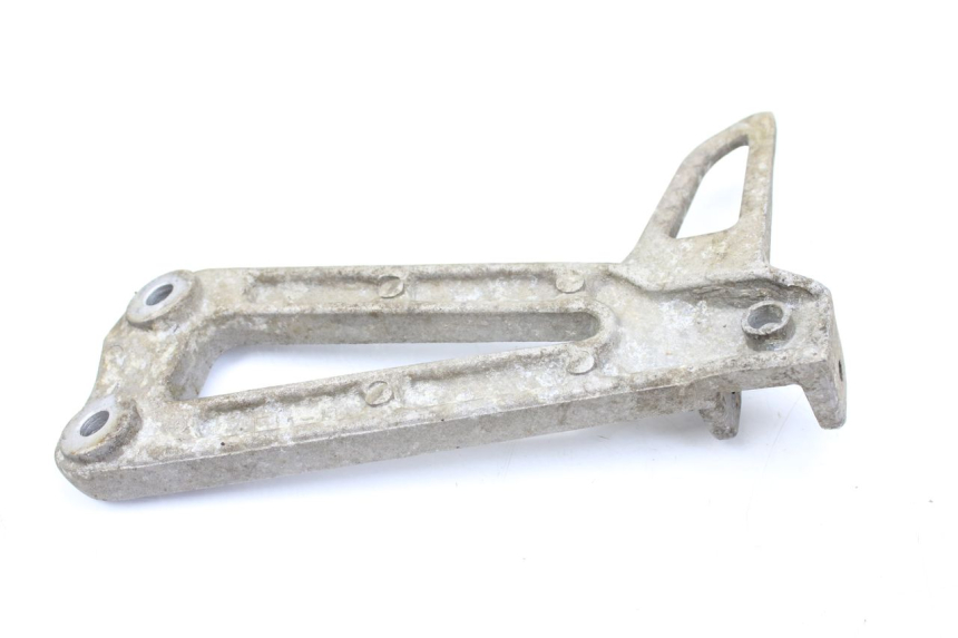 photo de PLATINA APOYA PIE TRASERO DERECHO YAMAHA TDR DELTABOX 125 (1997 - 2003) - Zoom estado de uso