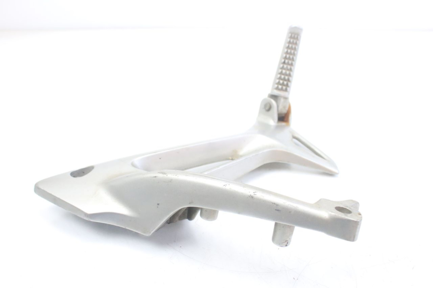 photo de PLATINA APOYA PIE TRASERO DERECHO HONDA VFR VTEC RC46 800 (2002 - 2013) - Primer plano técnico