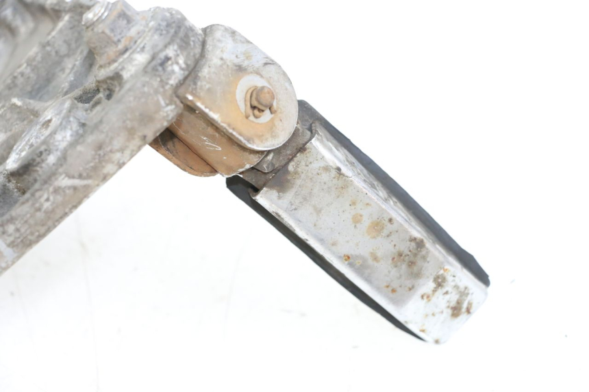 photo de SOPORTE ESTRIBERA TRASERA DERECHA YAMAHA XJ F 900 (1983 - 1994) - Detalle de la pieza