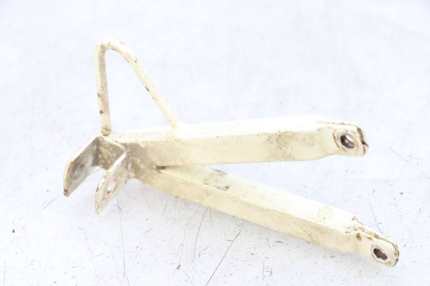 photo de PLATINA APOYA PIE TRASERO DERECHO PEUGEOT XP6 50 (1997 - 2003) - Vista principal