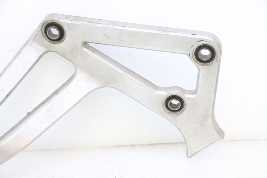 photo de SOPORTE ESTRIBERA TRASERA DERECHA HONDA XRV AFRICA TWIN 750 (1990 - 1992) - Otra vista del artículo