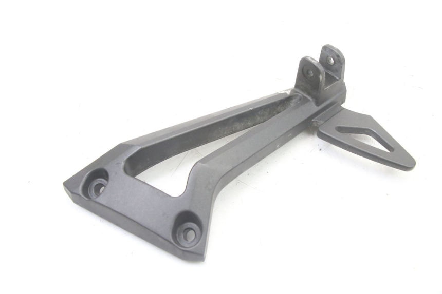 photo de SOPORTE ESTRIBERA TRASERA DERECHA YAMAHA FZ6 FAZER S2 600 (2007 - 2011) - Zoom estado de uso