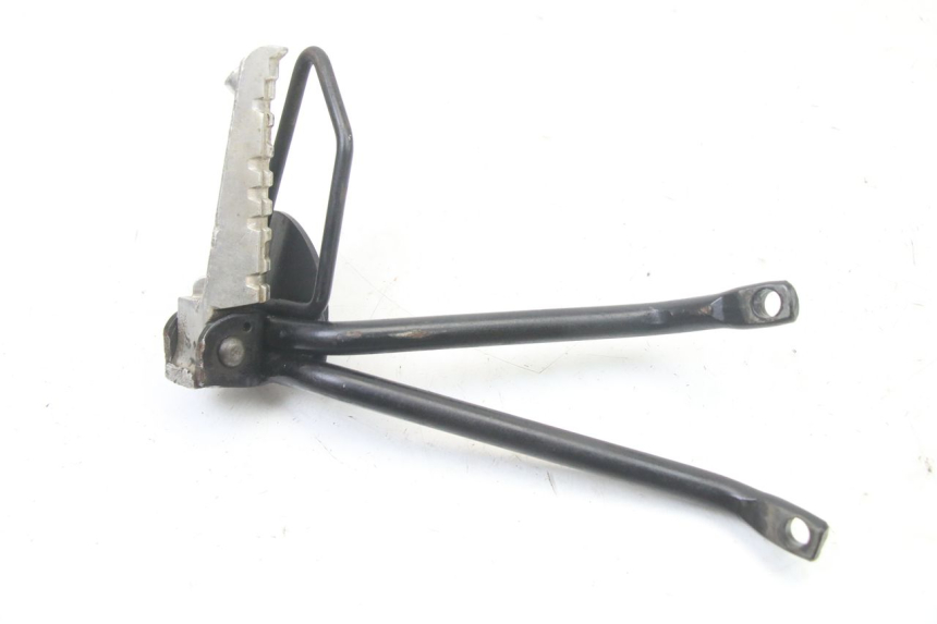 photo de SOPORTE ESTRIBERA TRASERA DERECHA YAMAHA TZR 50 (2008 - 2016) - Primer plano técnico