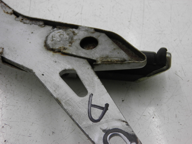 photo de SOPORTE ESTRIBERA TRASERA DERECHA YAMAHA YBR CUSTOM 125 (2008 - 2010) - Otra vista del artículo