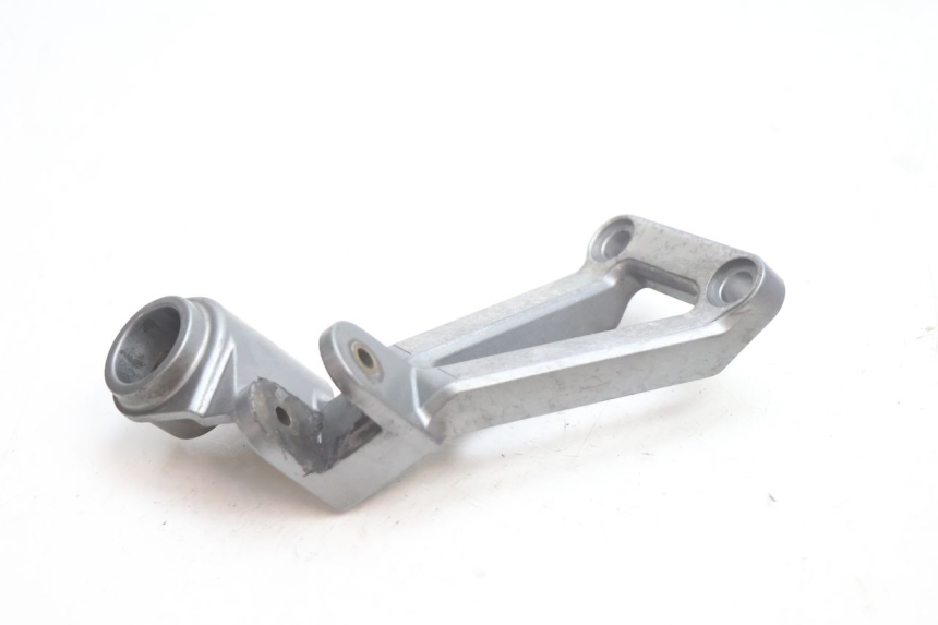 photo de PLACA DE APOYO DEL PIE TRASERO DERECHO KAWASAKI ZX-6R ZX6R 600 (1995 - 1997) - Detalle de la pieza