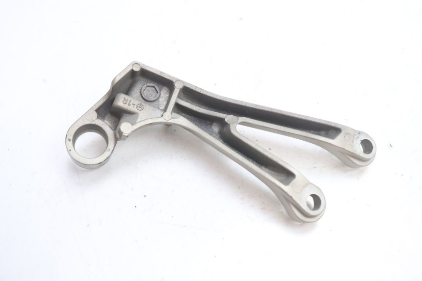 photo de SOPORTE ESTRIBERA TRASERA DERECHA KAWASAKI ZX-6R ZX6R 600 (2000 - 2002) - Estado de la superficie y material