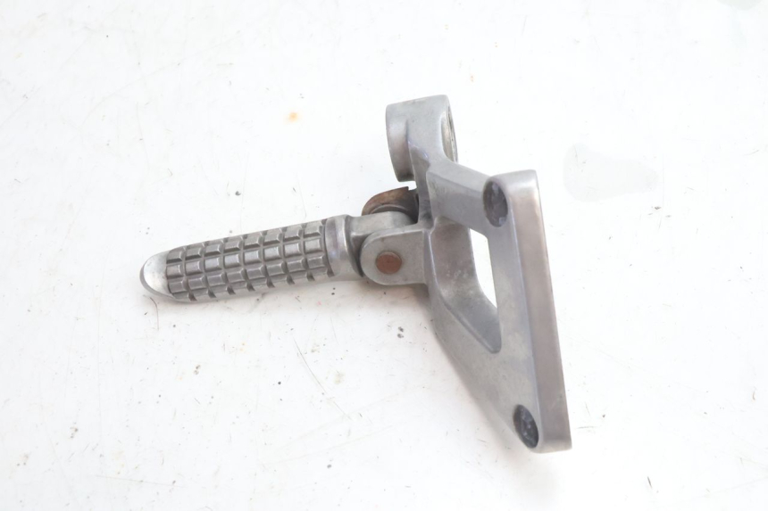 photo de SOPORTE ESTRIBERA TRASERA DERECHA KAWASAKI ZZR 600 (1995 - 2004) - Detalle de la pieza