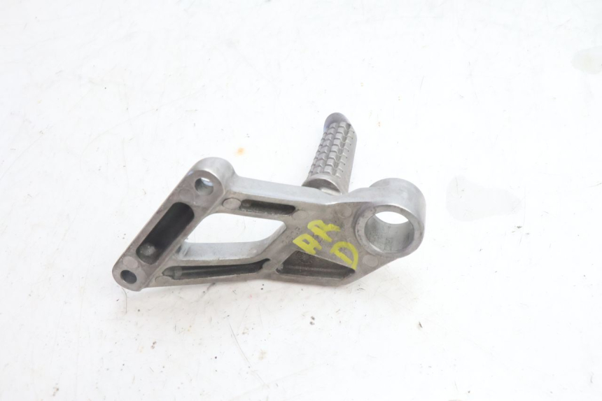 photo de SOPORTE ESTRIBERA TRASERA DERECHA KAWASAKI ZZR 600 (1995 - 2004) - Zoom estado de uso