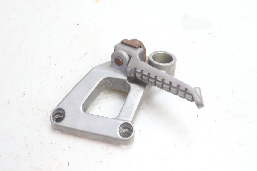 photo de SOPORTE ESTRIBERA TRASERA DERECHA KAWASAKI ZZR 600 (1995 - 2004) - Primer plano técnico