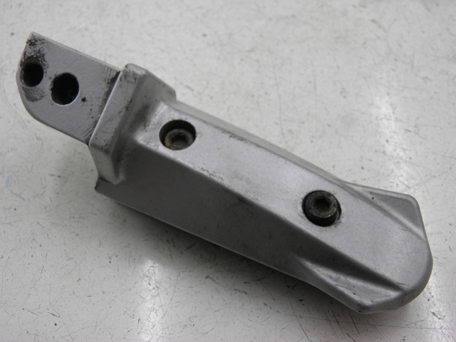 photo de SOPORTE ESTRIBERA TRASERA IZQUIERDA BMW R RS 1150 (2001 - 2005) - Primer plano técnico