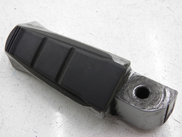 photo de SOPORTE ESTRIBERA TRASERA IZQUIERDA BMW R RS 1150 (2001 - 2005) - Estado de la superficie y material