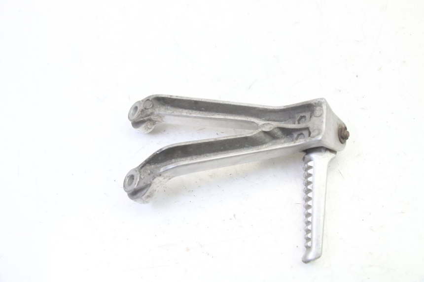 photo de SOPORTE ESTRIBERA TRASERA IZQUIERDA HONDA CBR RR FIREBLADE 900 (1992 - 1994) - Primer plano técnico