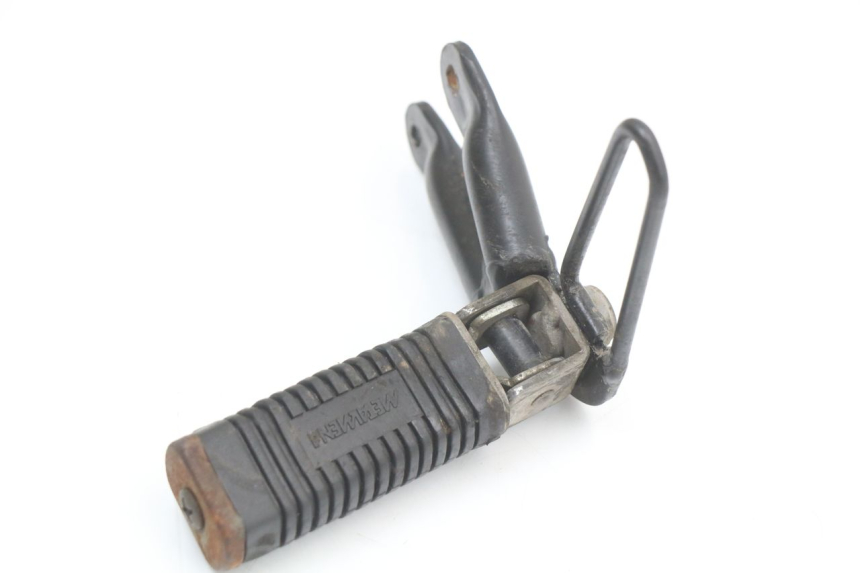 photo de SOPORTE ESTRIBERA TRASERA IZQUIERDA SHERCO CITY CORP 125 (2003 - 2007) - Primer plano técnico