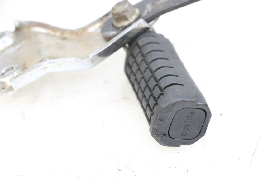 photo de SOPORTE ESTRIBERA TRASERA IZQUIERDA APRILIA CLASSIC 125 (1995 - 2001) - Zoom estado de uso